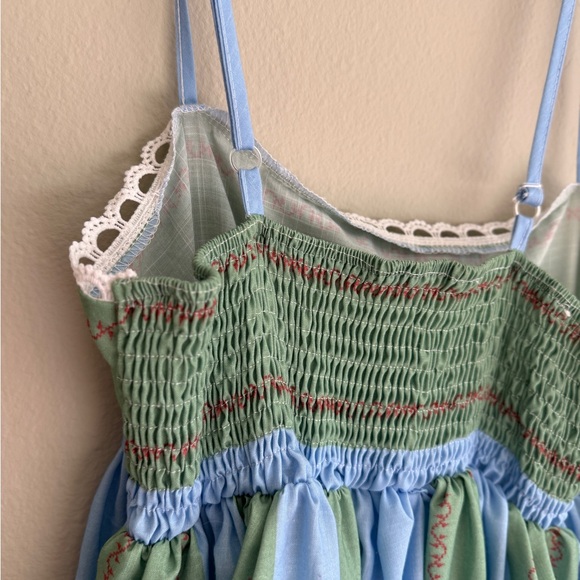 Elegant Blue and Green Maxi Dress - Picture 6 of 6